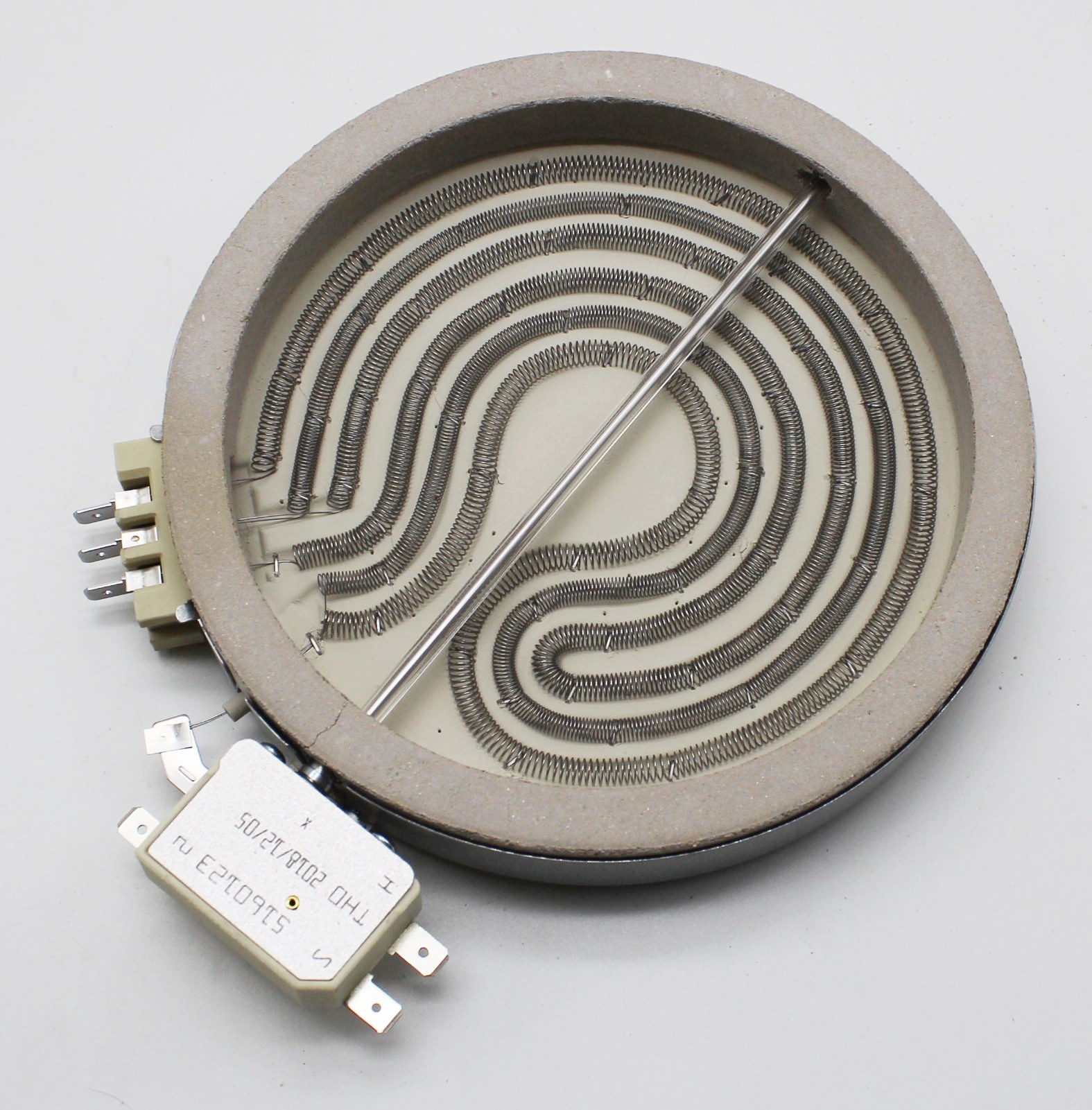 Электрическая конфорка для стеклокерамической плиты D145mm, 1200W/230V код: 139052 зам. 482000022932, C00139052